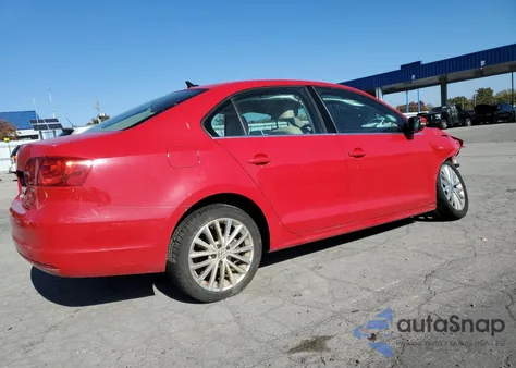 2014 Volkswagen Jetta Tdi z USA, uszkodzony, nr VIN 3VWLL7AJ9EM334016
